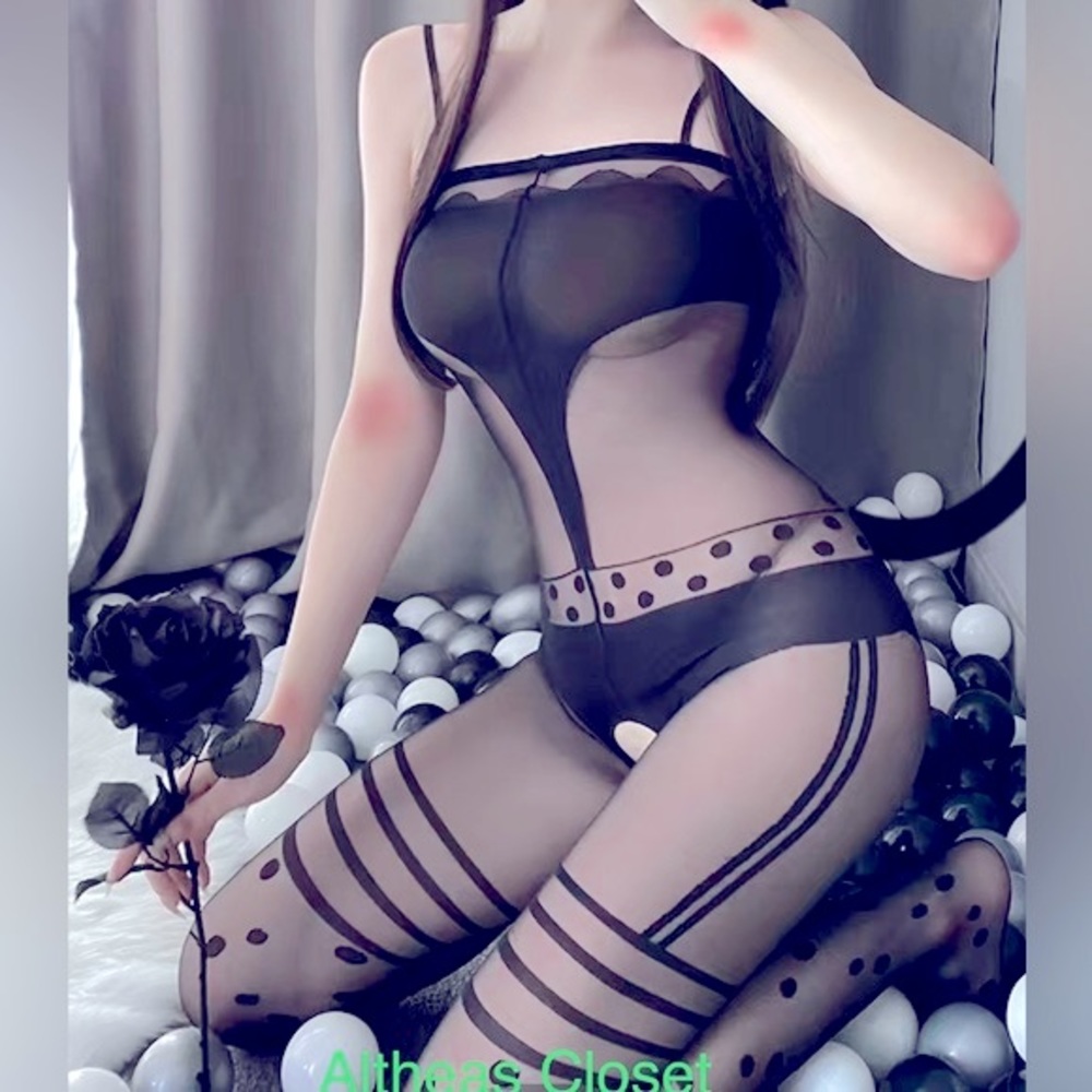 Intimate Apparel 19 - Picture 4 of 9